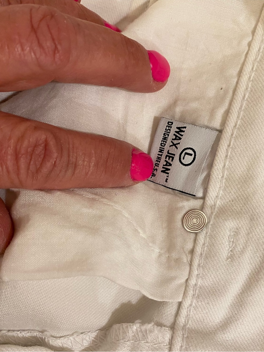 Wax Jean White Women's Denim Shorts - Picture 4 of 6